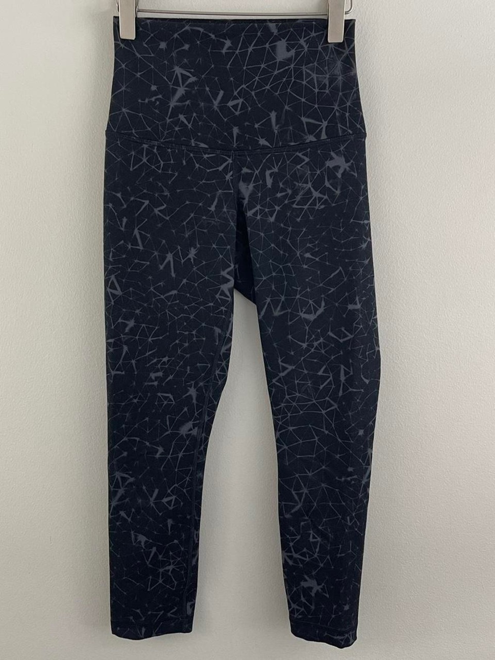 Lululemon Black Geo-Print Active Leggings
